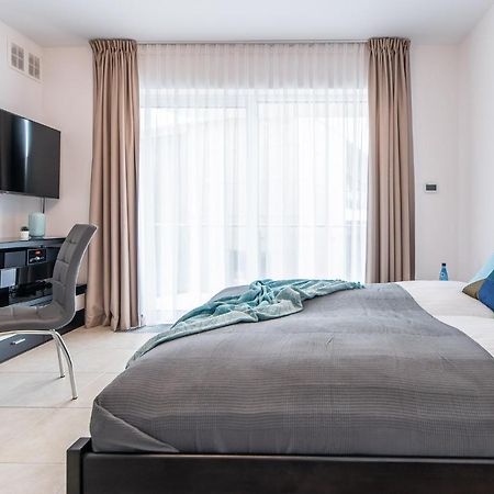 Rent Like Home - Flamingo White เมียนซิดดรอแย ภายนอก รูปภาพ